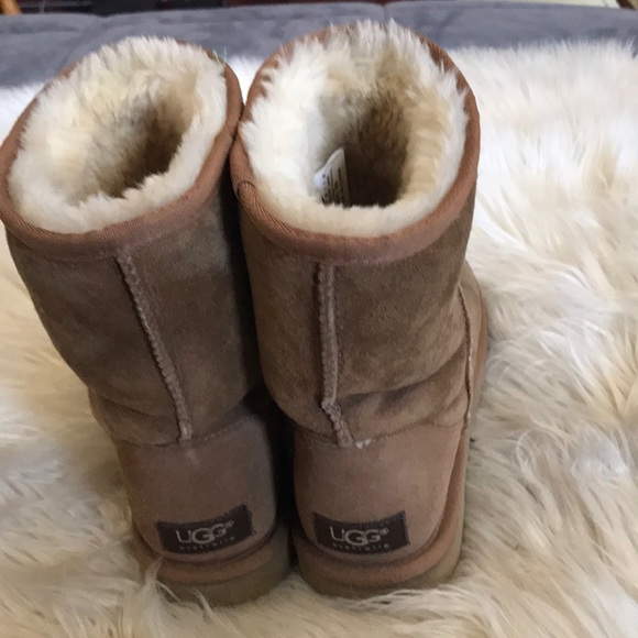 UGG boots - Picture 3 of 8